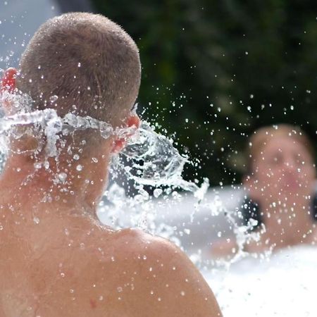 O Et Terre, Gite Ressourcement Bains Spa Cryo Sauna Et Foret Dormelles Exterior photo