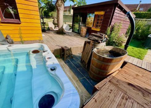 O Et Terre, Gite Ressourcement Bains Spa Cryo Sauna Et Foret Dormelles Exterior photo